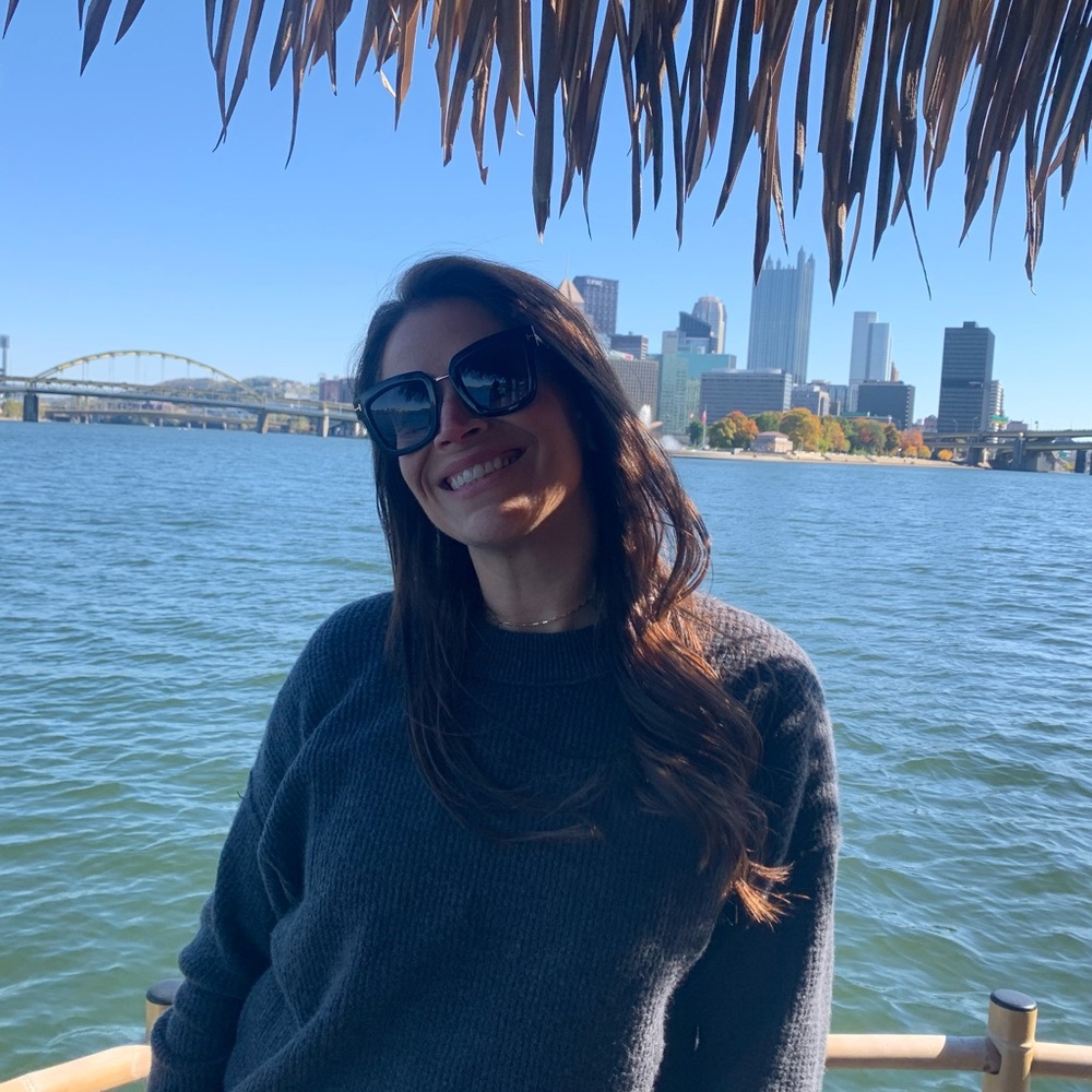 Meet your Posher, Emily